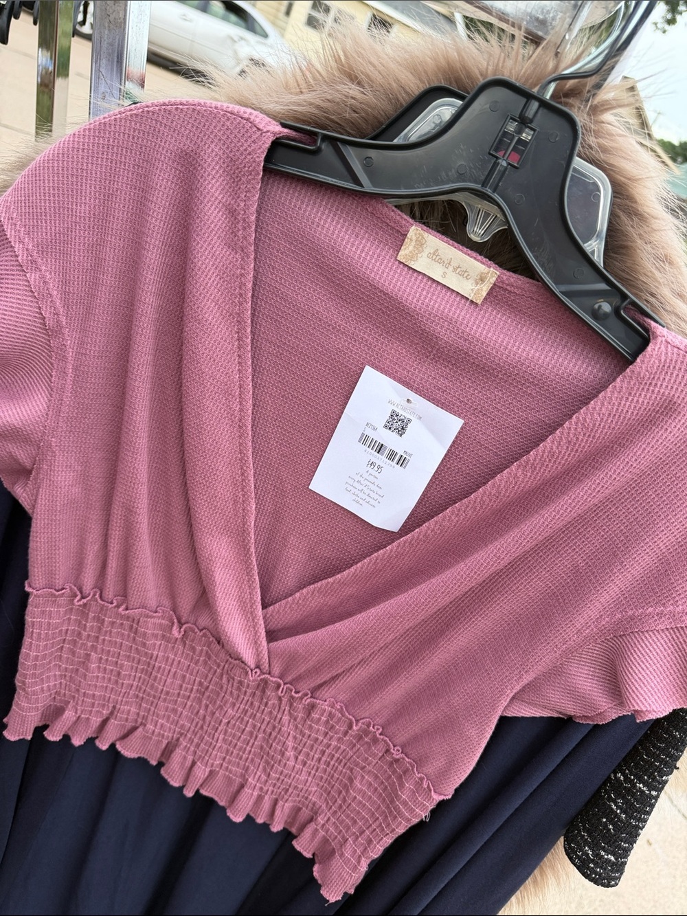 Altar'd State Dusty Rose Cropped V-Neck Knit Top